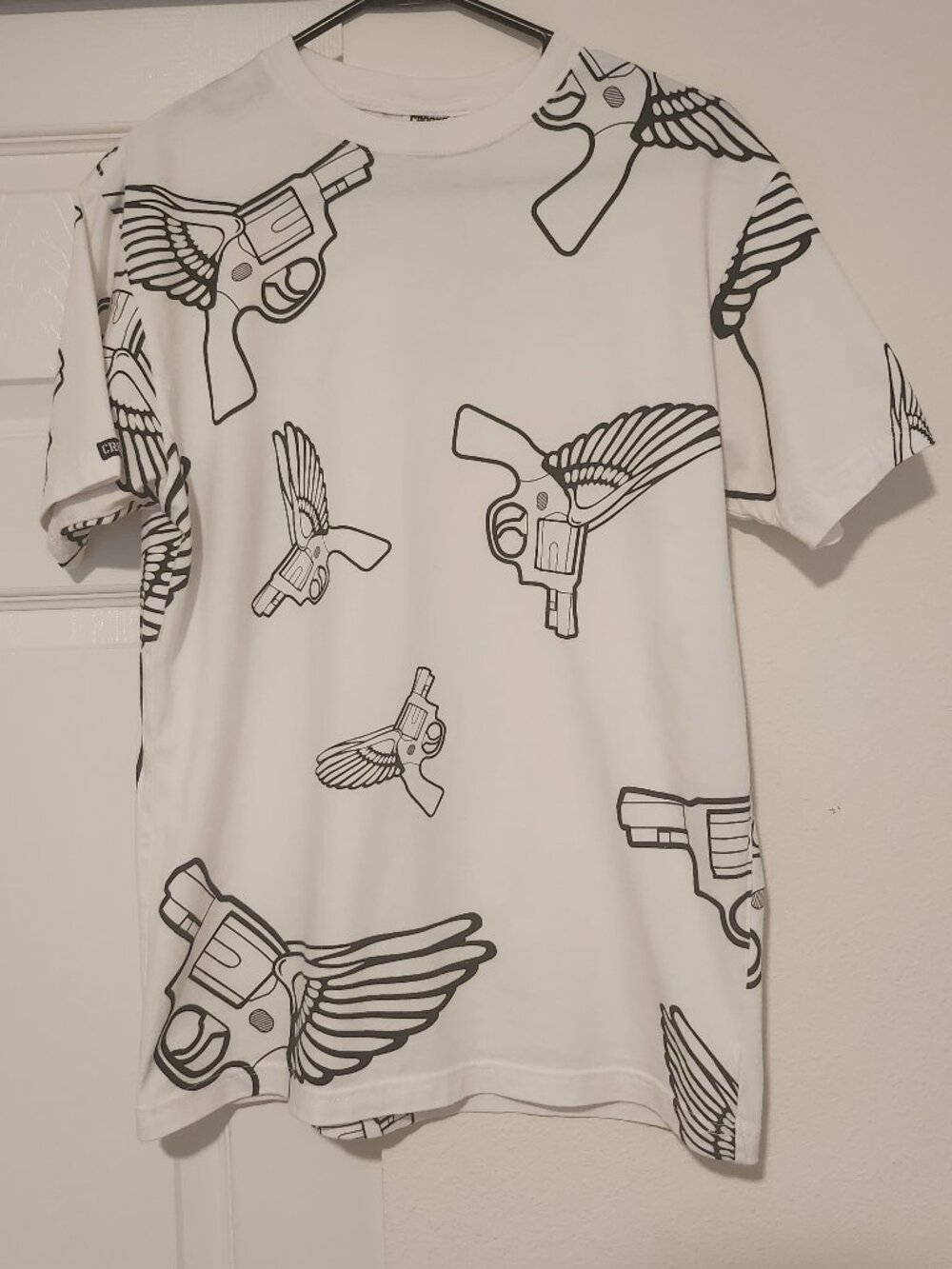 Crooks & Castles Winged Revolver Print Tee White Men's M
